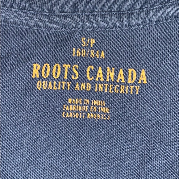 Roots Tshirt - Picture 3 of 3